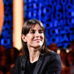 Charlotte Casiraghi et Robert Maggiori étaient invités dans l'émission italienne Le Parole della Settimana sur Rai 3 le 5 octobre 2019 pour parler de leur ouvrage philosophique L'Archipel des passions. ©SGPItalia/Bestimage