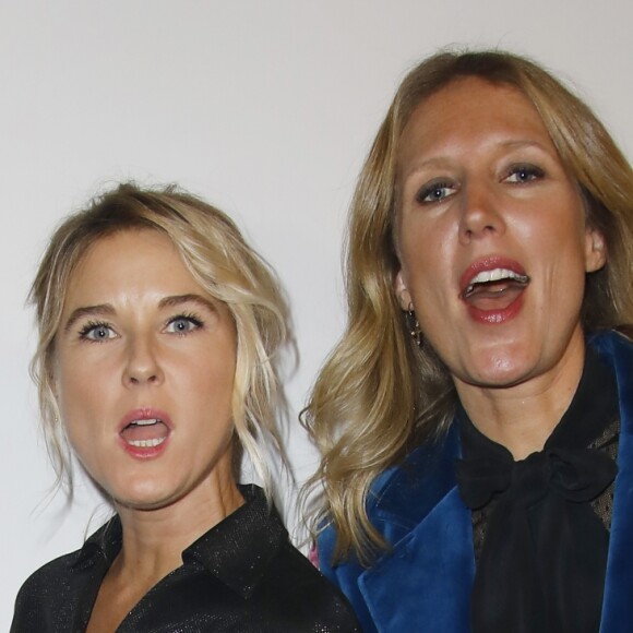 Exclusif - No Web - Stéphanie Renouvin, Agathe Lecaron - Photocall - Enregistrement de l'émission "Tout le monde chante contre le cancer" au Palais des Sports à Paris, qui sera diffusée le 3 janvier 2019 sur W9. Le 11 décembre 2018 Ce spectacle unique enregistré au Dôme de Paris lancera l'opération annuelle " 100 noëls dans 100 hôpitaux ". Le but de cette opération : offrir le plus beau des Noëls aux enfants malades et leur famille dans 100 hôpitaux et Maisons de Parents en France. © M.Ausset Lacroix-D.Guignebourg / Bestimage