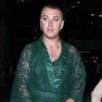 Sam Smith : Sa tenue audacieuse aux Attitude Awards