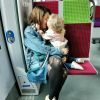 Daniela Martins complice avec sa fille dans un train, sur Instagram,le 6 octobre 2019