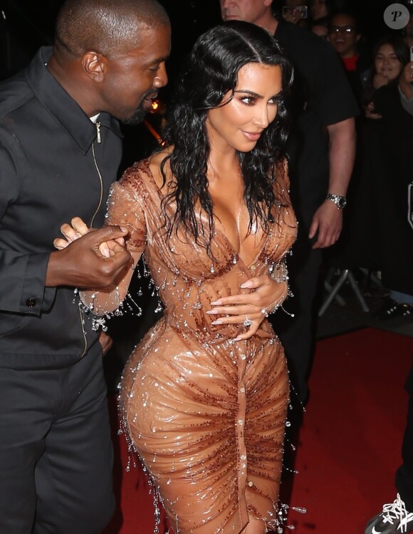 Kim Kardashian et son mari Kanye West rentrent à l'hôtel "The Mark" après la 71ème édition du MET Gala (Met Ball, Costume Institute Benefit) à New York, le 6 mai 2019 -
