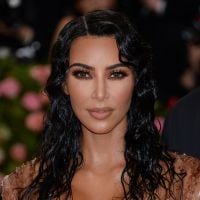 Kim Kardashian sa robe du Met trop sexy pour Kanye: "T'as pensé à nos enfants ?"