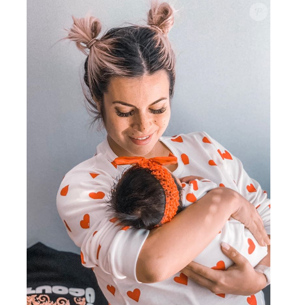 Carla Moreau et sa petite Ruby, sur Instagram, le dimanche 6 octobre 2019.