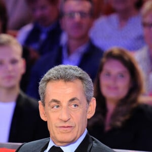 Exclusif - Carla Bruni-Sarkozy, Nicolas Sarkozy et Michel Drucker - Enregistrement de l'émission "Vivement Dimanche" à Paris le 30 septembre 2019. Diffusion le 06/10/2019 sur France 2 . © Guillaume Gaffiot/Bestimage