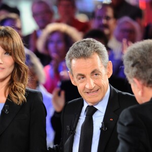 Exclusif - Carla Bruni-Sarkozy, Nicolas Sarkozy et Michel Drucker - Enregistrement de l'émission "Vivement Dimanche" à Paris le 30 septembre 2019. Diffusion le 06/10/2019 sur France 2 . © Guillaume Gaffiot/Bestimage