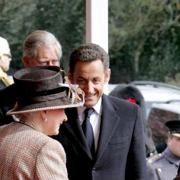 Visite officielle de Nicolas Sarkozy et de son épouse Carla Bruni-Sarkozy au Royauen-Uni- Arrivée au château de Windsor le 26 mars 2008 et rencontre avec la reine Elizabeth.