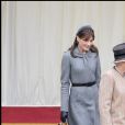 Visite officielle de Nicolas Sarkozy et de son épouse Carla Bruni-Sarkozy au Royauen-Uni- Arrivée au château de Windsor le 26 mars 2008 et rencontre avec la reine Elizabeth et son mari le duc d'Edimbourg, le prince Philip.