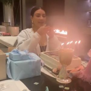 Kim Kardashian fête ses 39 ans à son domicile, à Hidden Hills, Los Angeles, le 21 octobre 2019.