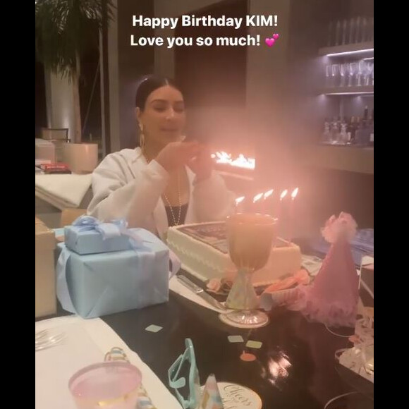 Kim Kardashian fête ses 39 ans à son domicile, à Hidden Hills, Los Angeles, le 21 octobre 2019.