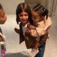 North West, sa petite soeur Chicago West (à droite) et leur cousine Penelope (au milieu) à la soirée d'anniversaire de Kim Kardashian (39 ans). Hidden Hills, Los Angeles, le 21 octobre 2019.