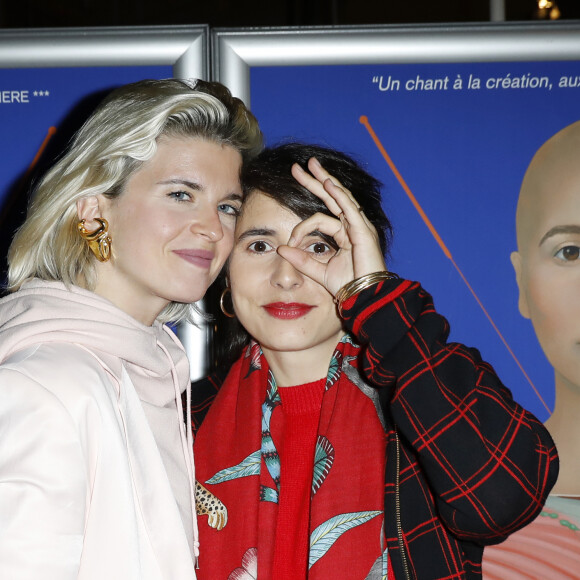 Cécile Cassel, Prune Nourry - Avant-Première du film "Serendipity" au MK2 Bibliothèque à Paris le 21 Octobre 2019. © Marc Ausset-Lacroix/Bestimage