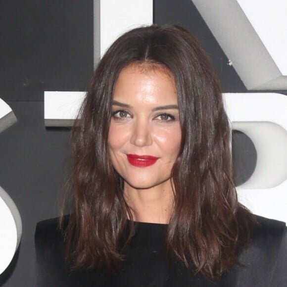 Katie Holmes assiste à la soirée d'ouverture du nouveau magasin de la chaîne Nordstrom à New York, le 22 octobre 2019.