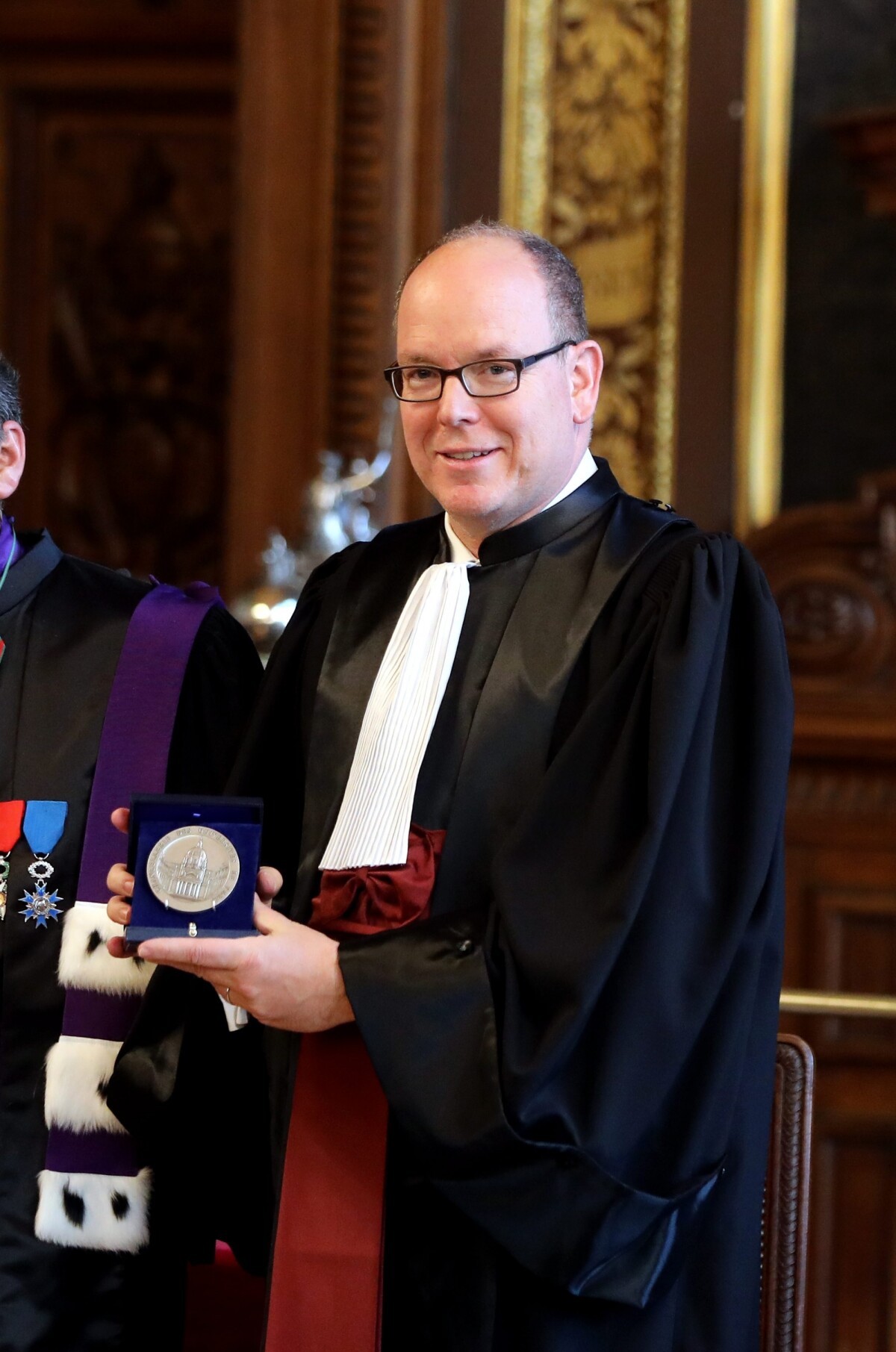 Photo : Exclusif - Le Prince Albert II De Monaco - Cérémonie De Remise ...