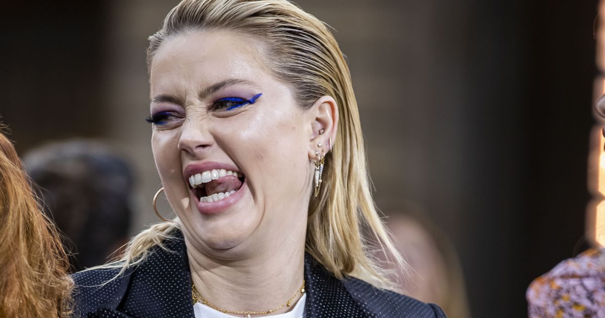 Amber Heard au défilé L'Oréal Paris 2019 à la Monnaie de Paris le 28