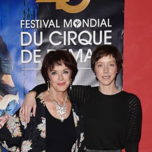 Anny Duperey et Sara Giraudeau - Cérémonie de remise de prix du 40ème Festival Mondial du Cirque de Demain sur la Pelouse de Reuilly à Paris le 3 février 2019. © Giancarlo Gorassini/Bestimage