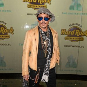 Johnny Depp assiste à l'ouverture du "Guitar Hotel" au "Seminole Hard Rock Hotel et Casino" à Hollywood en Floride, le 24 octobre 2019.