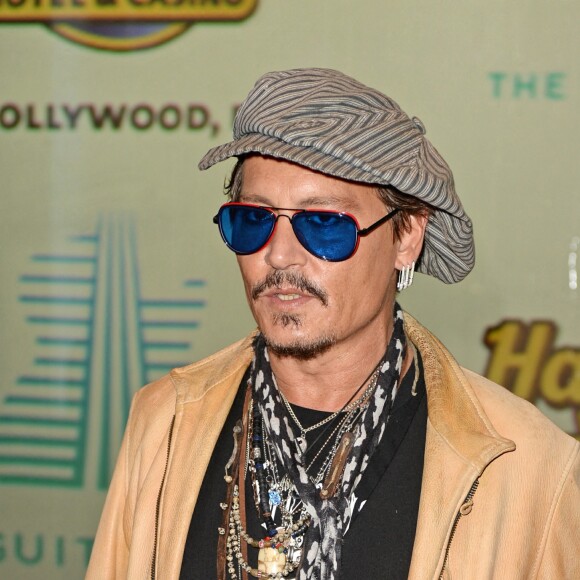 Johnny Depp assiste à l'ouverture du "Guitar Hotel" au "Seminole Hard Rock Hotel et Casino" à Hollywood en Floride, le 24 octobre 2019.