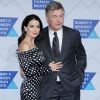 Alec Baldwin et sa femme Hilaria lors du photocall de la soirée Kennedy Human Rights à New York le 12 décembre 2018.