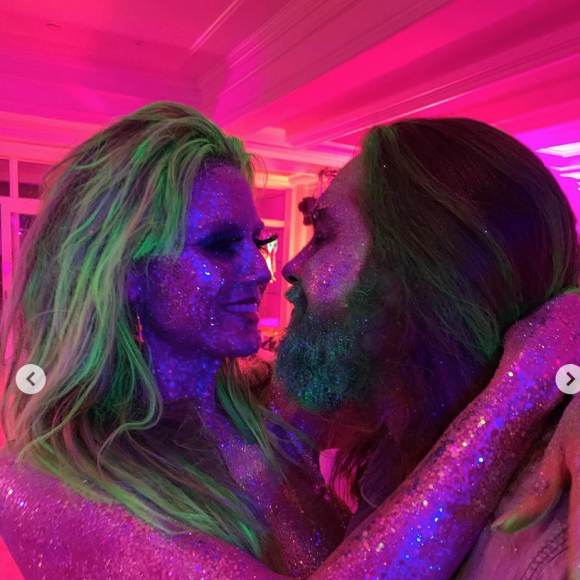 Heidi Klum et son mari Tom Kaulitz assistent à la soirée déguisée de Paris Hilton pour Halloween. Los Angeles, le 24 octobre 2019.