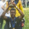 Presnel Kimpembe champion du monde avec la France, avec le trophée à l'issue de la finale de la Coupe du Monde de Football 2018 en Russie à Moscou. © Moreau-Perusseau / Bestimage