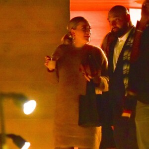 Exclusif - Adele est allée faire la fête avec des amies au restaurant Nobu dans le quartier de Malibu à Los Angeles, le 26 octobre 2019