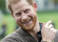 Prince Harry : Une femme lui met la main aux fesses, sa réaction amusante