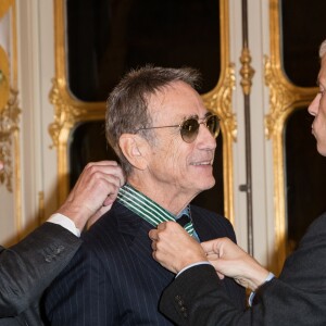 Alain Chamfort (Commandeur dans l'Ordre des Arts et des Lettres) - Remise de décorations au ministère de la Culture à Paris le 30 octobre 2019. © Cyril Moreau/Bestimage