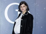 Soko nue dans son bain : pause câlin avec son fils pour son 1er anniversaire