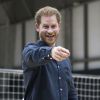 Le prince Harry, duc de Sussex, le 2 novembre 2019 à Tokyo lors de sa rencontre avec des élèves et des athlètes handicapés de la Nippon Foundation Para Arena prétendant à une place en sélection pour les Jeux paralympiques.