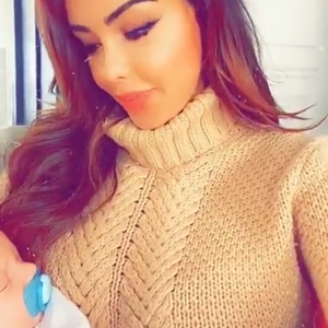 Nabilla explique pourquoi elle ne veut pas exposer Milann sur les réseaux sociaux, sur Snapchat le 4 novembre 2019.