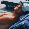 Vincent de "Moundir 4" à la piscine - Instagram, 6 avril 2019