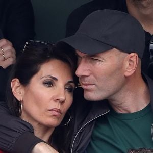 Zinédine Zidane et sa femme Véronique dans les tribunes des Internationaux de France de Tennis de Roland Garros à Paris, le 10 juin 2018. © Dominique Jacovides - Cyril Moreau/Bestimage