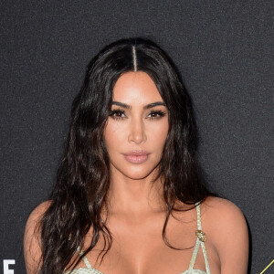Kim Kardashian assiste aux E! People's Choice Awards 2019 au Barker Hangar. Santa Monica, le 10 novembre 2019.