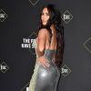 Kim Kardashian assiste aux E! People's Choice Awards 2019 au Barker Hangar. Santa Monica, le 10 novembre 2019.