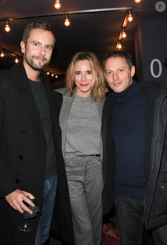 Exclusif - Marc-Olivier Fogiel avec son mari François Roelants et Géraldine Danon - Générale de la pièce "Groenland" avec Géraldine Danon au théâtre "La Scala" à Paris le 8 novembre 2019. © Coadic Guirec/Bestimage