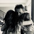 Marc-Olivier Fogiel avec ses filles Mila et Lily. Instagram le 17, août 2019.