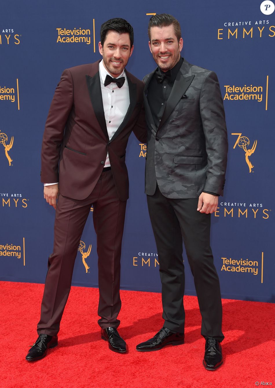 Drew Et Jonathan Scott Sont-ils Mariés Drew Scott et Jonathan Scott arrivent aux 70e Primetine Creative Arts
