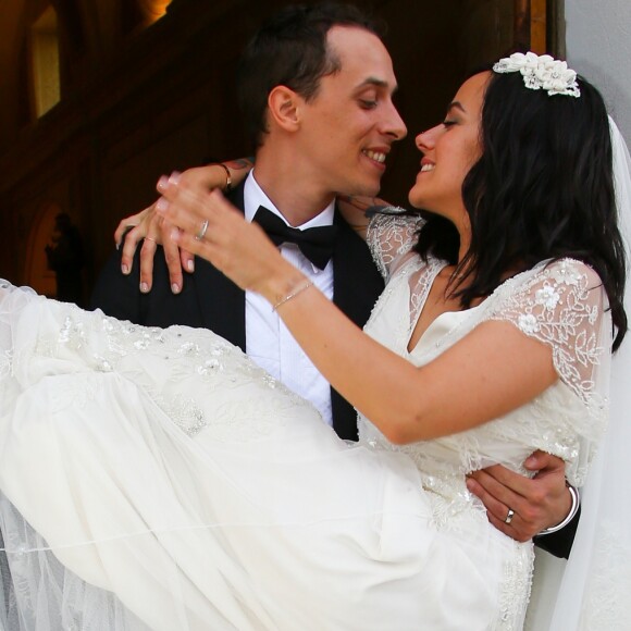 Alizée et Grégoire Lyonnet - Mariage religieux en l'église de Villanova. Le 18 juin 2016 © Olivier Huitel - Olivier Sanchez / Bestimage