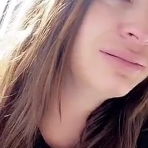 Martika Caringella, en larmes à l'hôpital, sur Snapchat, le 13 novembre 2019.