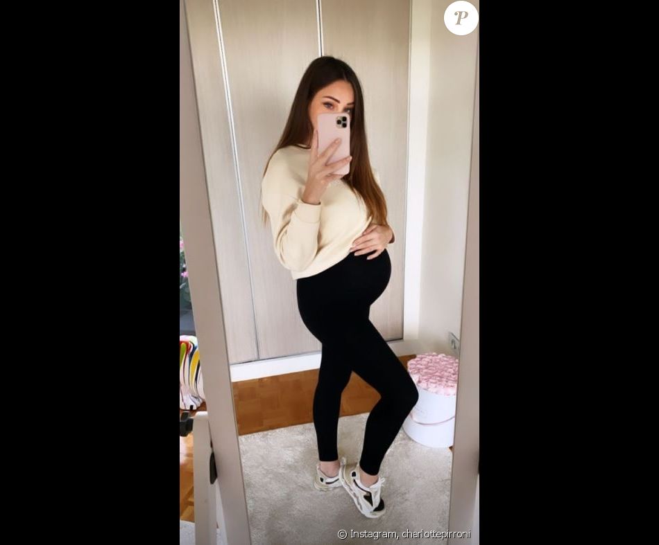Charlotte Pirroni Enceinte De Son Premier Enfant Affiche Son Ventre Rond Sur Instagram Le 13 Novembre 19 Purepeople Charlotte Pirroni Enceinte De Son Premier Enfant Affiche Son Ventre Rond Sur Instagram Le 13 Novembre 19 Purepeople