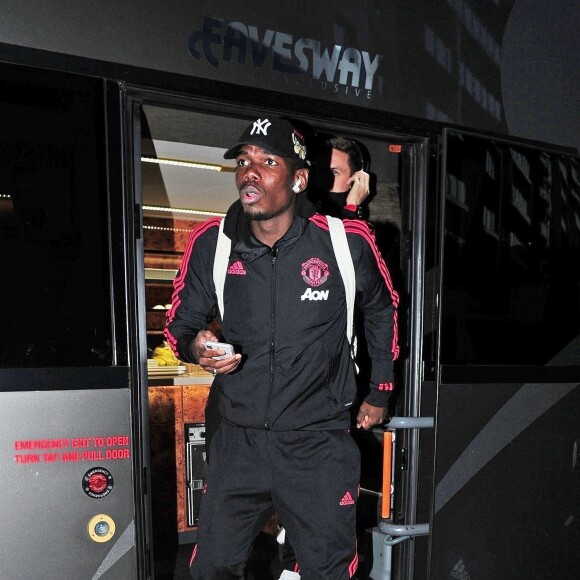 Exclusif - Paul Pogba arrive à l'hôtel "West London" à Londres, le 19 octobre 2018.