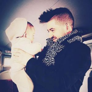 Chris Marques, juré de Danse avec les stars, et son fils Jackson.