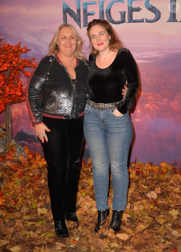 Valérie Damidot et sa fille Roxane Damidot - Projection exceptionelle de "La Reine des Neiges 2" au Grand Rex à Paris le 13 novembre 2019. © Veeren Ramsamy/Bestimage