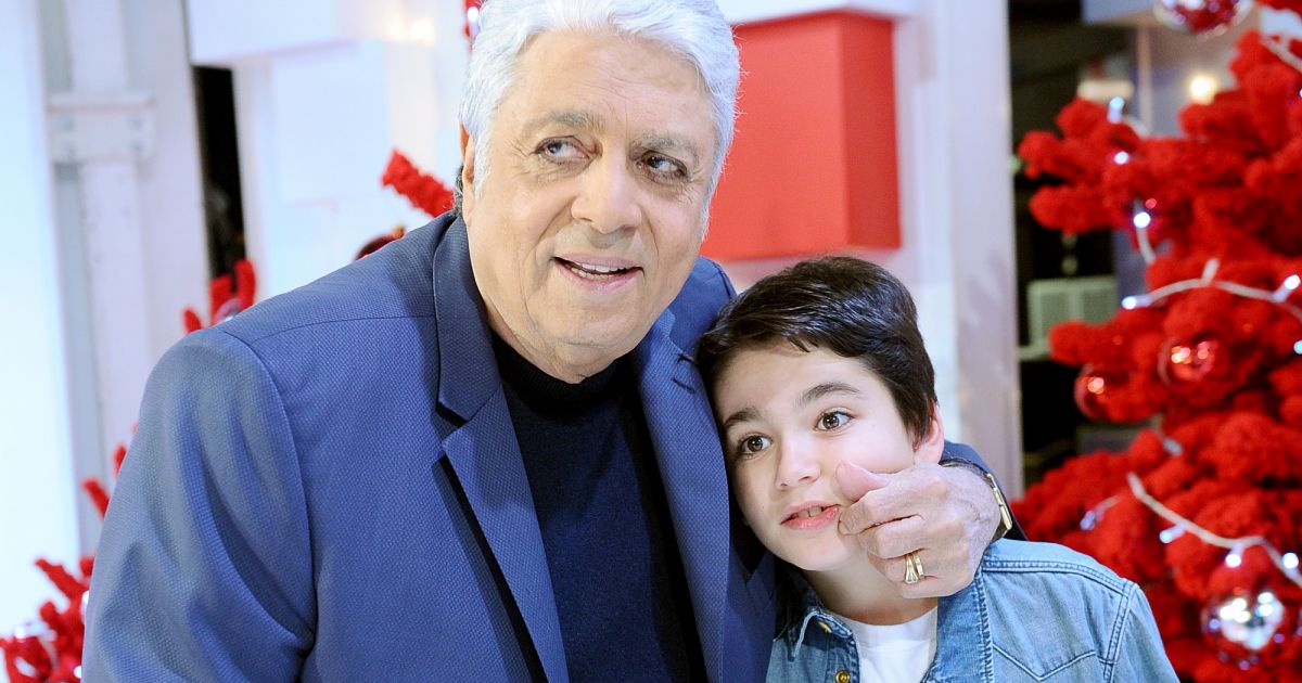 Enrico Macias Et Sa Famille Exclusif - Enrico Macias et son petit-fils Jeremie Ghrenassia