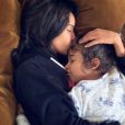 Sonia Rolland en plein câlin avec sa fille Kahina - photo Instagram du 6 novembre 2019