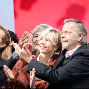 Benabar, Romane Serda et Renaud- Campagne présidentielle de Ségolène Royal à Paris, en 2007. 