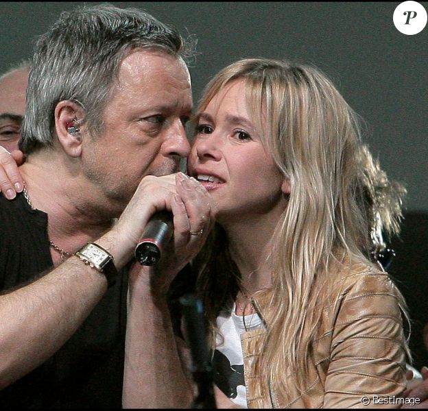 Romane Serda Son Cri D Amour A Renaud Nous Nous Aimons Encore Purepeople
