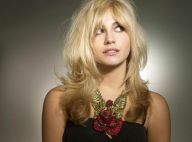 Pixie Lott, la nouvelle bombe des charts britanniques, reprend Lady GaGa en acoustique... Etonnant et réussi, regardez !