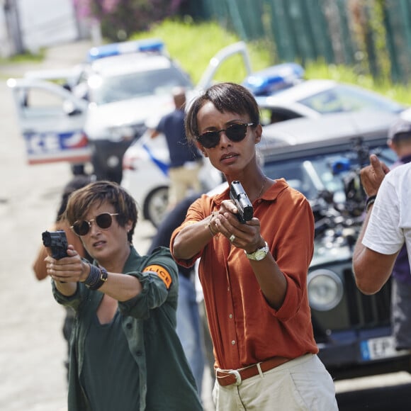 Exclusif - Béatrice De la Boulaye et Sonia Rolland en mai 2019 sur le tournage de la série "Tropiques criminels" en Martinique, dont la diffusion a débuté le 22 novembre sur France 2. © Sylvie Castioni / Bestimage