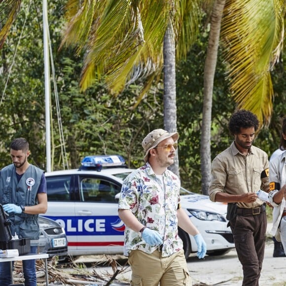 Exclusif - Valentin Papoudof, Julien Beramis, Sonia Rolland et Béatrice De la Boulaye en mai 2019 sur le tournage de la série "Tropiques criminels" en Martinique, dont la diffusion a débuté le 22 novembre sur France 2. © Sylvie Castioni / Bestimage